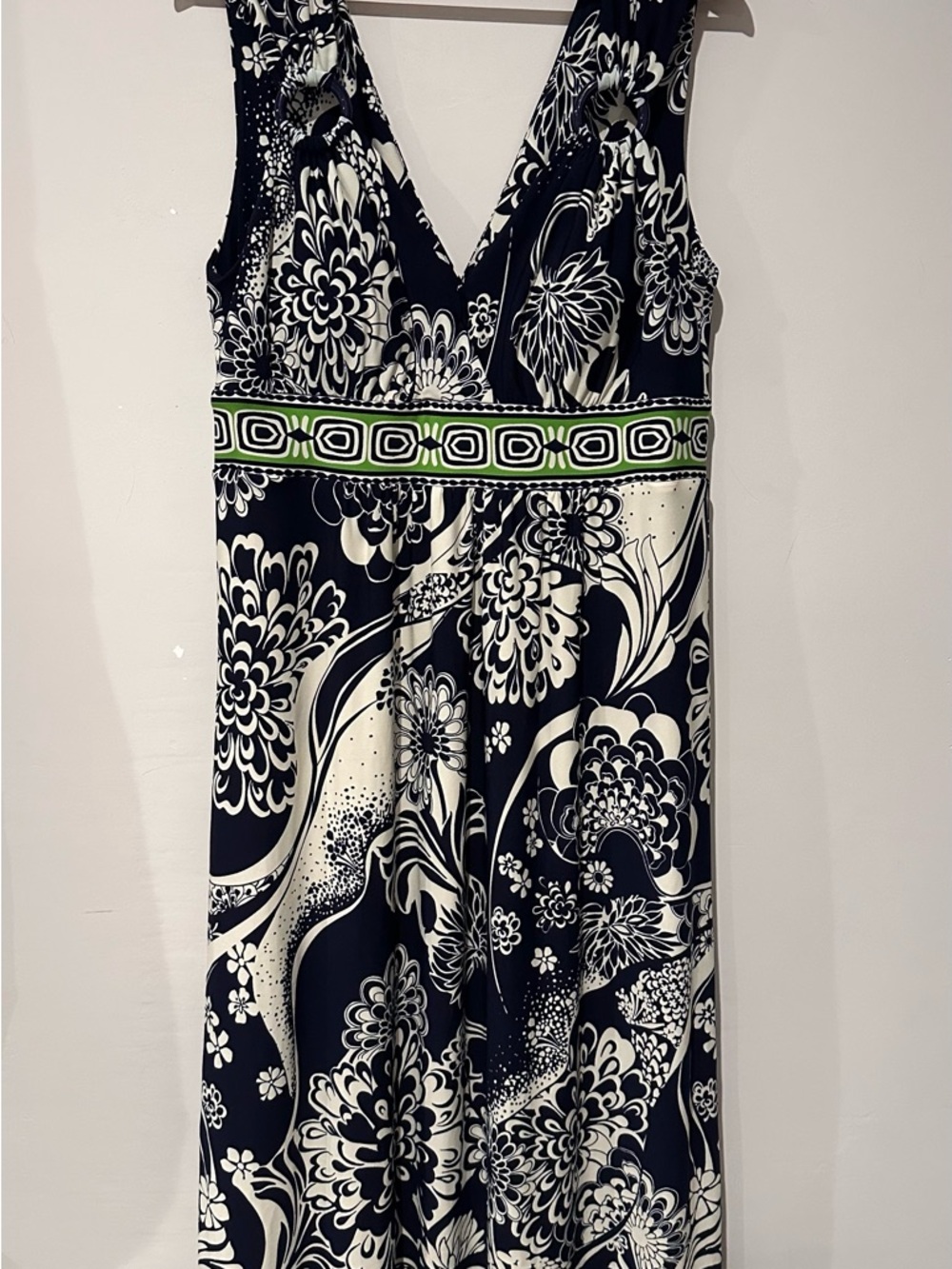 Glamour Floral Dress Women’s Size 16 Navy White Sleeveless V-Neck Midi - Picture 2 of 6